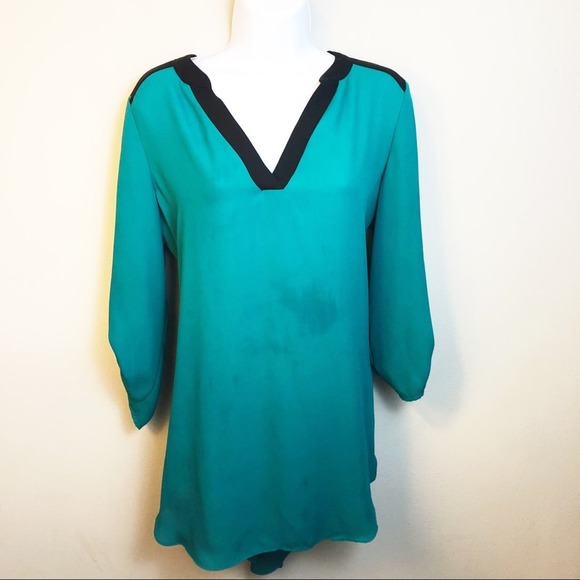 Iz Byer Green and Black V Neck Chiffon Tunic Medium - Picture 1 of 6